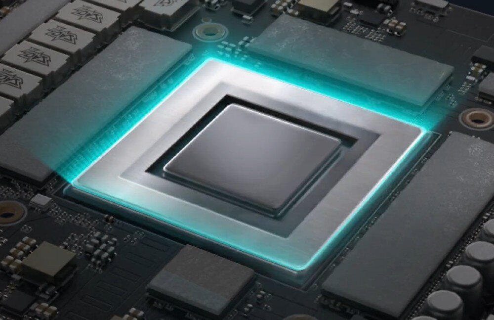 Karta graficzna ASUS Prime GeForce RTX 5070 Ti OC 16GB Procesor graficzny z nałożonym metalowym modułem chłodzenia, otoczony elementami zasilania i układami scalonymi, metalowy wspornik, stabilność
