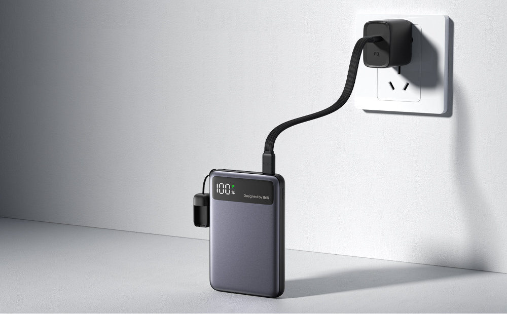 INIU Pocket Pro Slim 10000 mAh - powerbank pod ładowarką