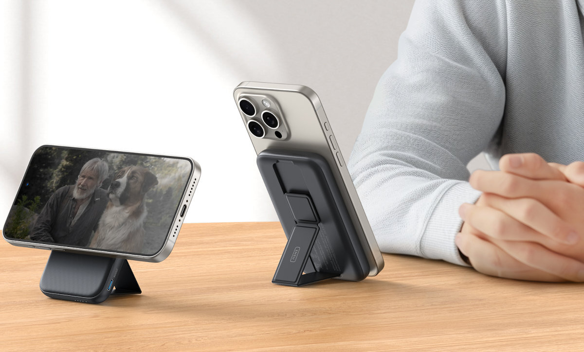 INIU MagPro Power 10000 mAh - telefon na powerbanku na blacie