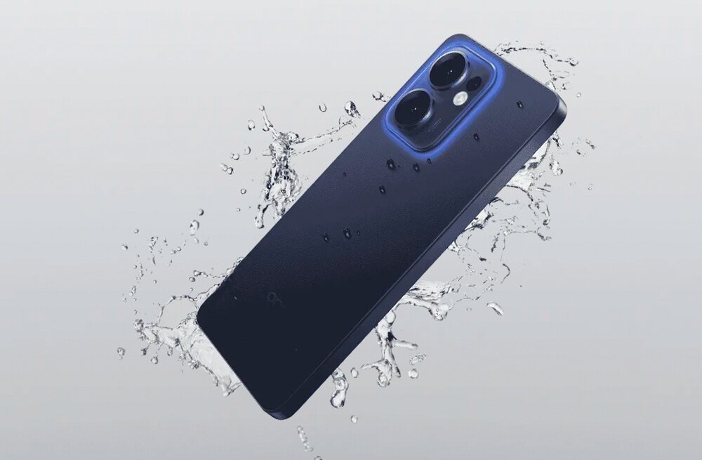 Smartfon OPPO Reno 13 F 5G w wodzie