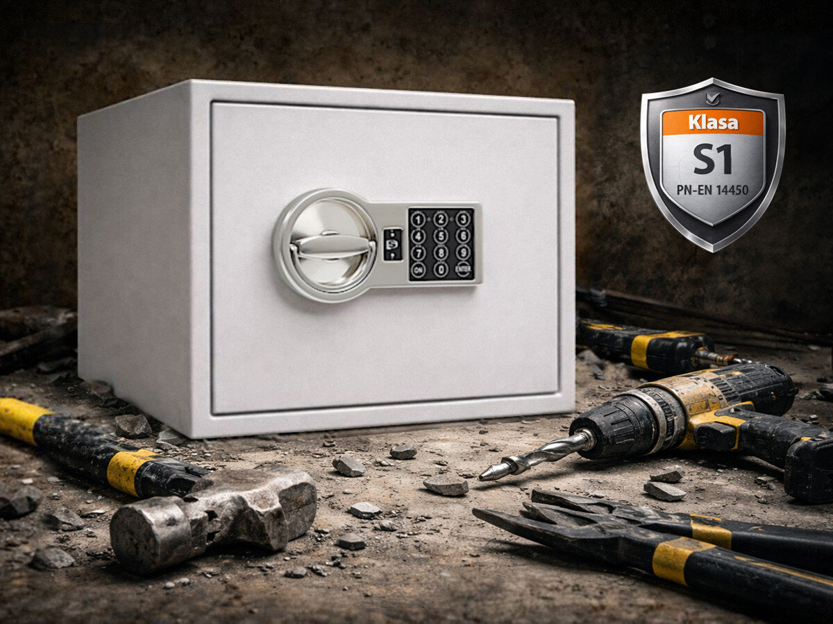 Sejf antywłamaniowy VALBERG Arsenał 25 EL, sejf, norma, broń, S1, sejf w tle na pierwszym planie urządzenia włamaniowe