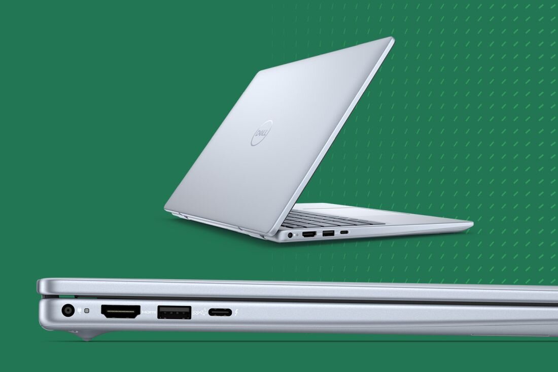 Dell Inspiron Plus 7440 w kolorze srebrnym, widok z boku na porty: HDMI, USB, USB-C Thunderbolt 4, czytnik kart SD, gniazdo zasilania, laptop na zielonym tle. - Thunderbolt 4 z obsługą DisplayPort oraz Power Delivery 