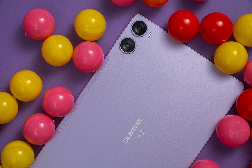 Tablet OUKITEL OT9 w kolorowych kulkach