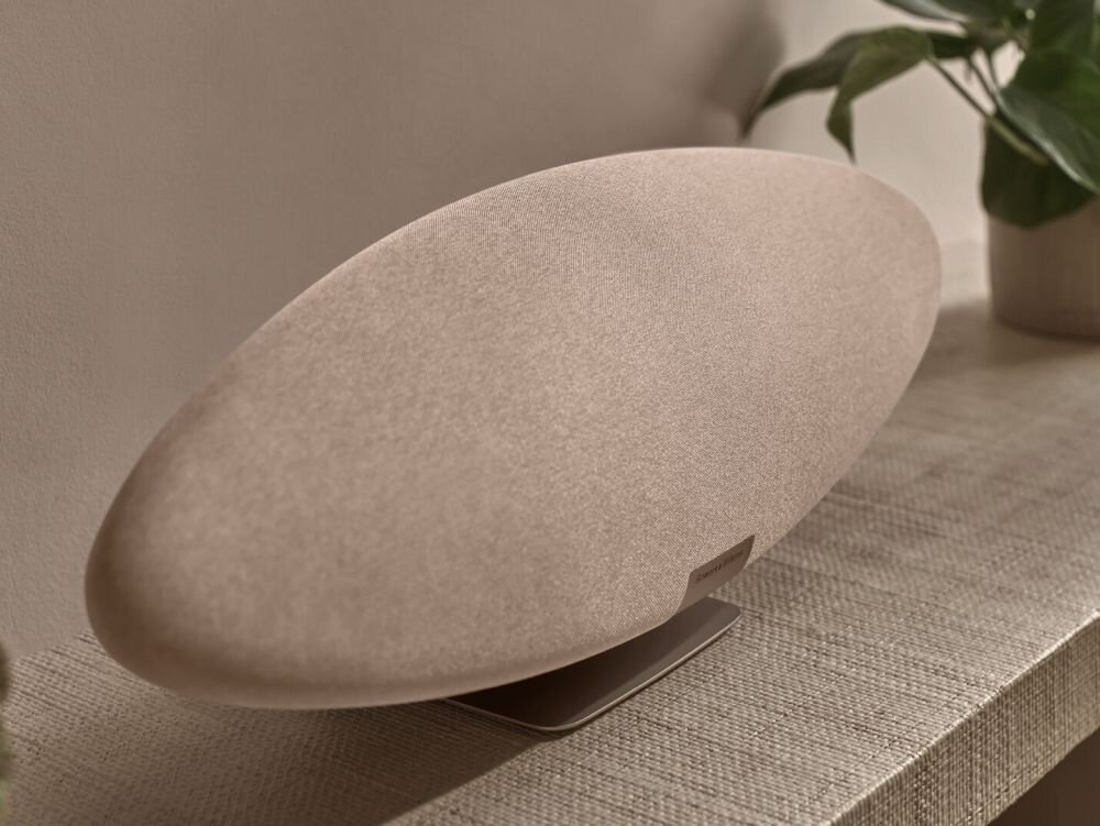 Głośnik mobilny BOWERS & WILKINS Zeppelin Pro Edition - glosnik w otoczeniu domowym design personalizacja wykonczenie podswietlenie preferencje kolor