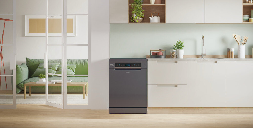 ZMYWARKA CANDY RAPIDO CF 6B4S1PA zdjęcie lifestyle Czyste i suche w 35 minut Wash&Dry MAXI Tub rozmiar wnętrze pojemność 16 kompletów naczyń AquaStop system Bezpieczeństwa ochrona System PowerWash Zdalne sterowanie z hOn silnik inwerterowy cicha praca Speed-Drive Inverter Trzecia szuflada na sztućce program Intensywny 10 programów automatycznych Wash&Dry 35' Uniwersalny Auto Plus Automatyczne otwieranie drzwi
