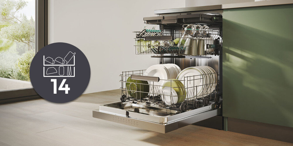 ZMYWARKA CANDY RAPIDO CNF 4A4S3PSX zdjęcie lifestyle kuchnia wizualizacja szafka kuchenna zielona zmywarka otwarta załadunek naczynia szkło Rozmiar Maxi Tub duża pojemność 14 kompletów naczyń wnętrze przestrzeń