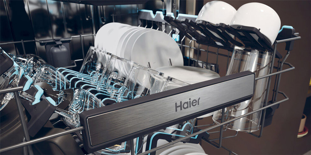 ZMYWARKA HAIER WASHLENS PLUS 2 XU 6B4M3PSX AI SMART zdjęcie lifestyle ochrona szkła Crystal Protect kieliszki szklanki porcelana stabilność podpórki