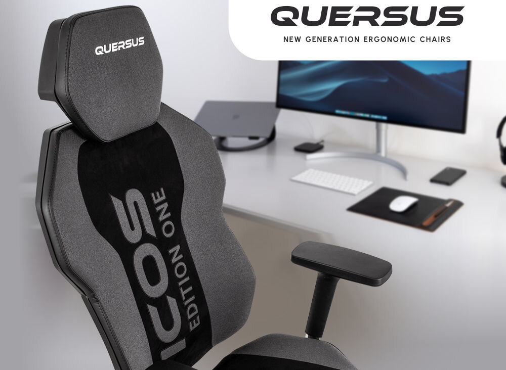 Fotel QUERSUS Icos Edition One - SWF Czarno-szary prezentacja fotela od przodu pod kątem w tle gamingowy pokój napis z marką na białym tle w prawym górnym rogu