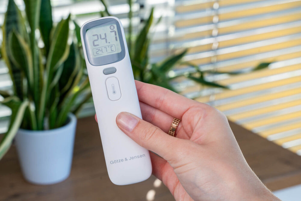 Termometr bezdotykowy GÖTZE & JENSEN AOJ-20A z trybem dla ciała i obiektów 0-100°C