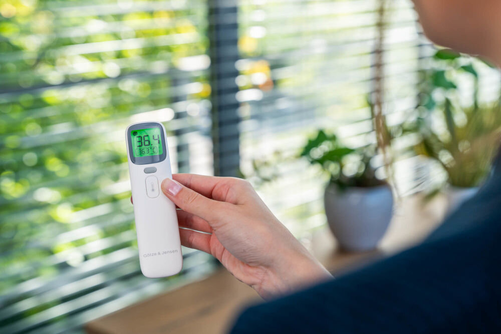 Termometr bezdotykowy GÖTZE & JENSEN AOJ-20A z podświetlanym wyświetlaczem LED