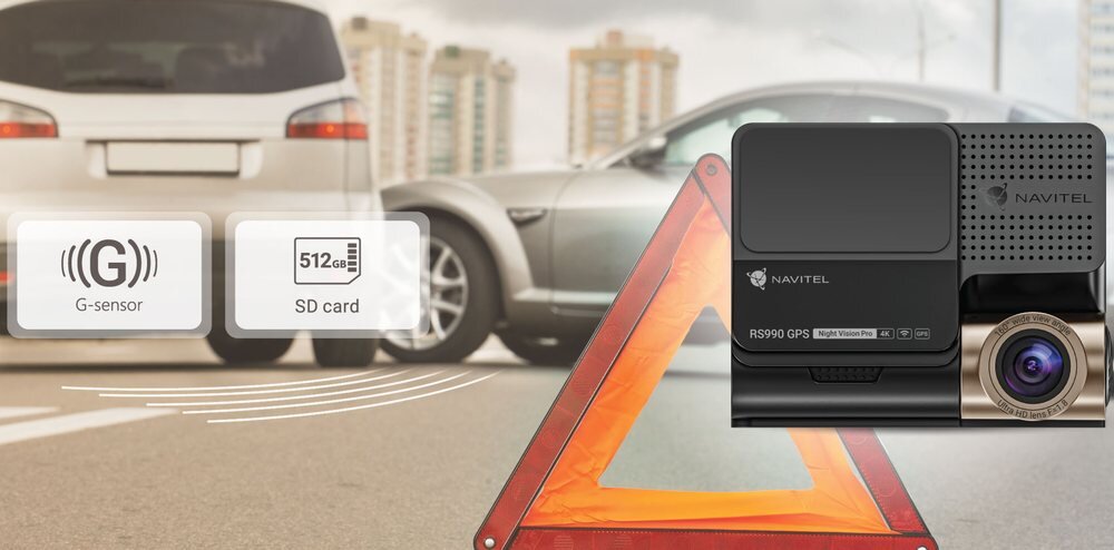 Wideorejestrator NAVITEL RS990 GPS na tle drogi
