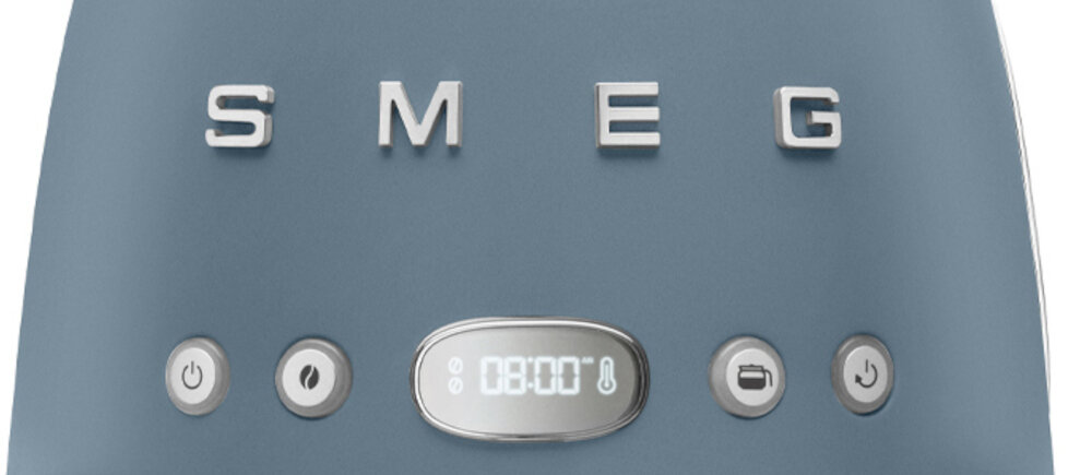 Ekspres SMEG DCF02SBMEU Kontrola i czytelność Wyświetlacz LED intuicyjny panel kontrola ułatwienie obsługa Regulacja twardości wody wskaźnik potrzeby odkamieniania