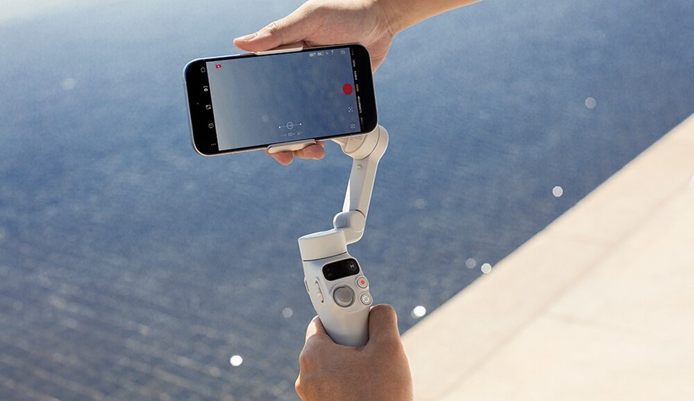 Gimbal DJI Osmo Mobile 7 nagrywanie basenu