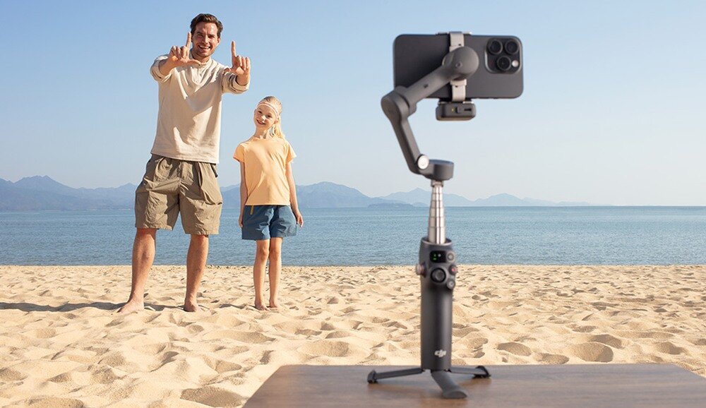 Gimbal DJI Osmo Mobile 7P nagrywanie na plaży