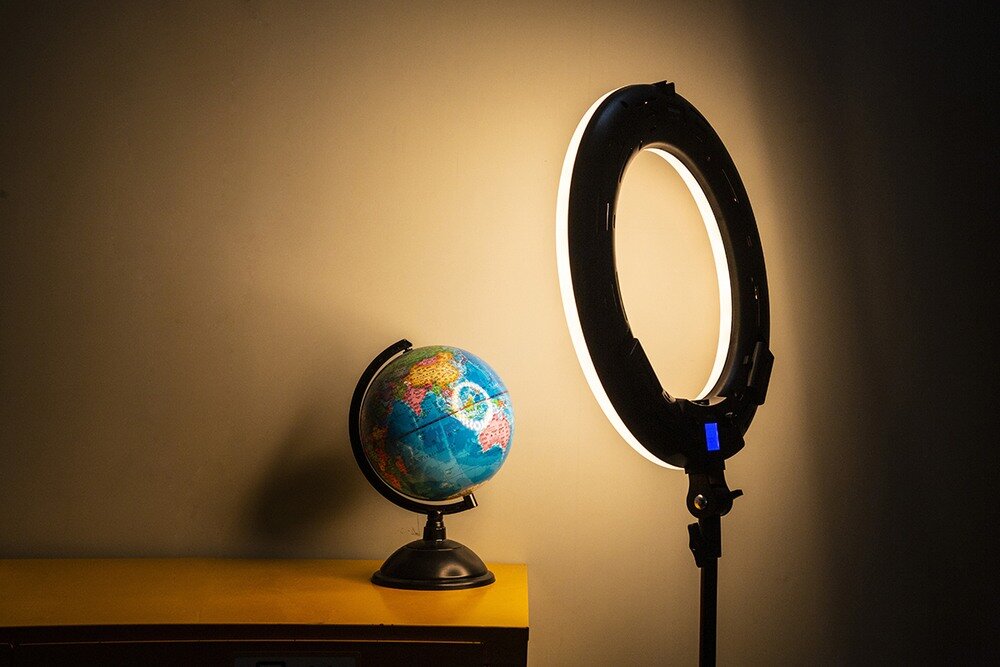 Lampa pierścieniowa LED VILTROX Weeylite WE-10S kv początek opisu