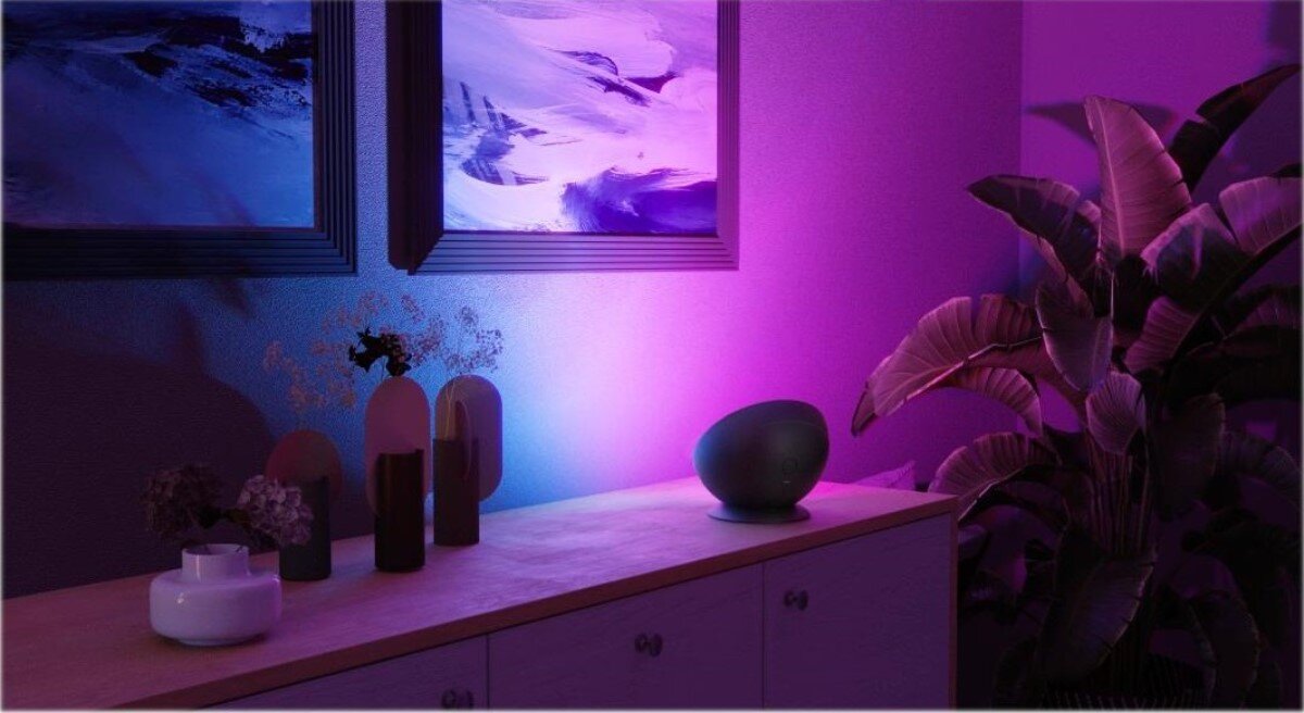 Lampa stołowa LED WiFi Hama zaawansowane sterowanie kolorami pełna gama barw RGB białe światło zmiana tonacji