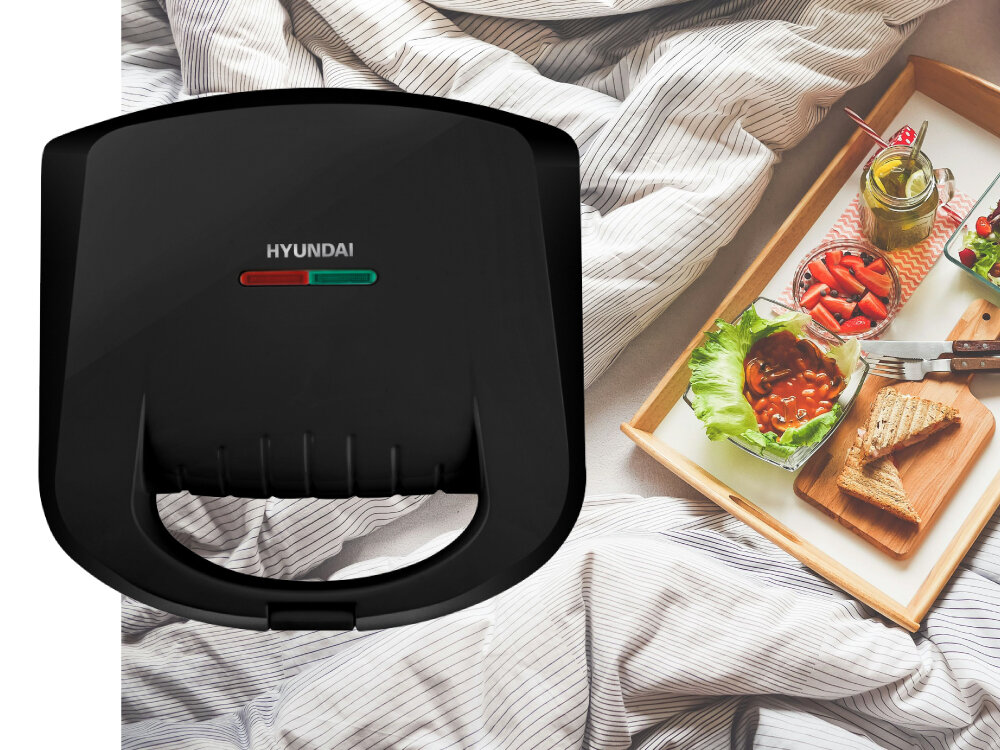 Opiekacz HYUNDAI SM625B ekspresowe przygotowanie kanapek, trójkątne tosty, bez czekania, bez wysiłku