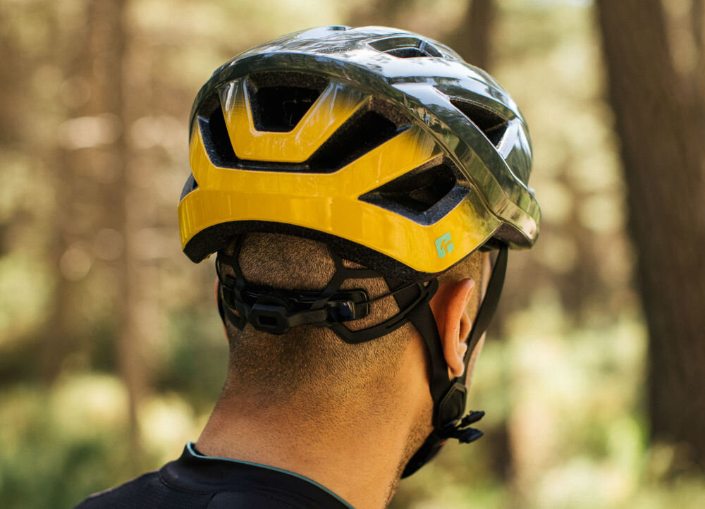 Kask rowerowy LAZER Cerro KinetiCore Czarny mat MTB (rozmiar S) niska waga mniej plastiku mniej pianki ochrona środowiska