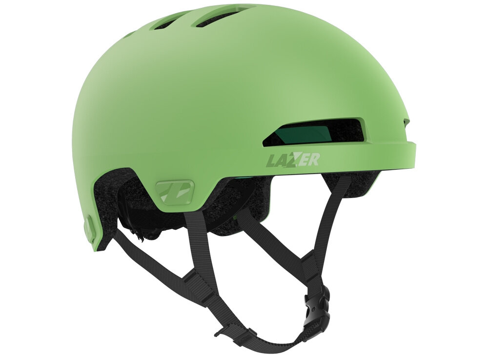 Kask rowerowy LAZER Maze Jr KinetiCore Zielony dla Dzieci(rozmiar S/M) kask na białym tle widoczny od przodu pod skosem bezpieczeństwo dziecka podczas jazdy na rowerze lekka konstrukcja z poliwęglanu wewnętrzna warstwa EPS skuteczna ochrona przy zachowaniu wygody użytkowania strefa kontrolowanego zgniotu ogranicza ryzyko kontuzji poczucie kontroli podczas jazdy