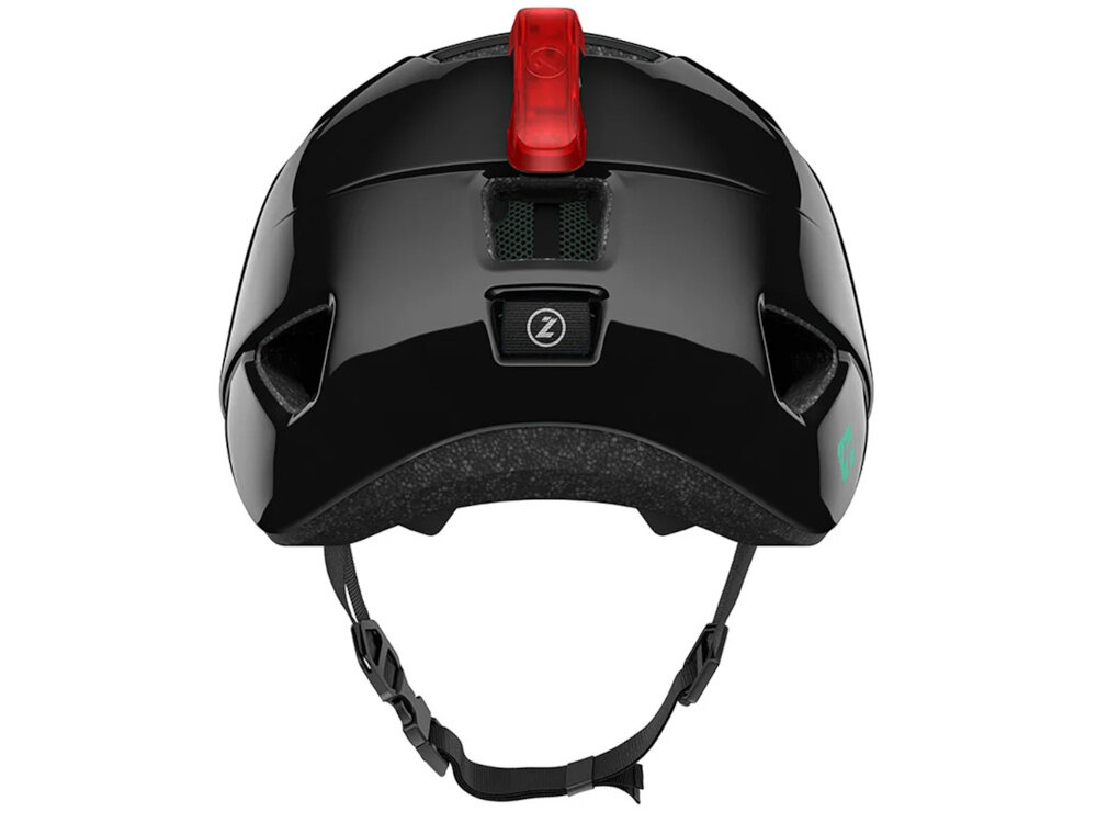 Kask rowerowy LAZER Nutz KinetiCore 2.0 Czarny dla Dzieci (rozmiar 50-56) kask na białym tle widoczny od tyłu na kasku czerwona lampka miejsce do zamontowania opcjonalnej lampki LED zwiększa widoczność po zmroku i w warunkach ograniczonego oświetlenia element poprawiający bezpieczeństwo