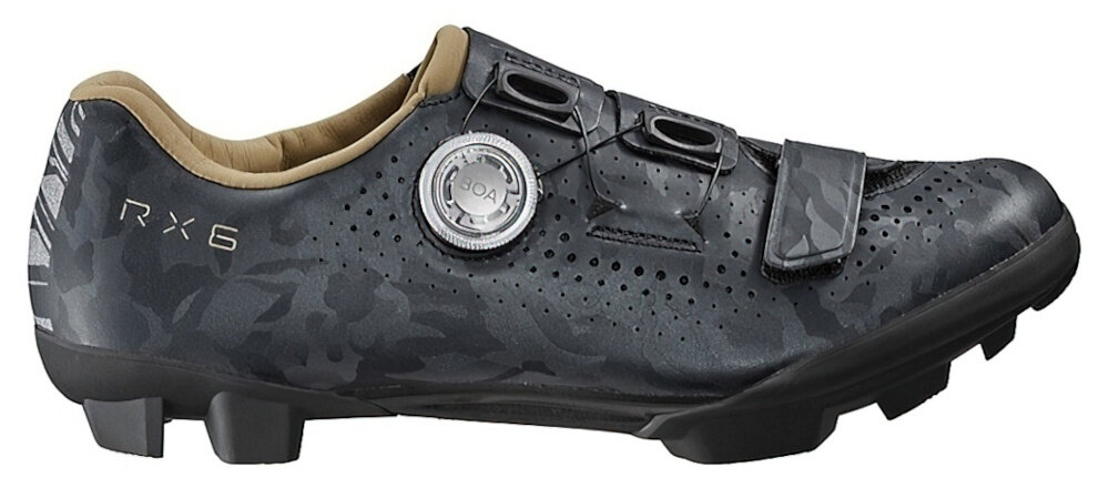 Buty rowerowe SHIMANO SH-RX600 Szary rozmiar 41 białe tło but widoczny z boku do jazdy gravelowej wydajność komfort zaawansowane technologie wysokiej jakości materiały stabilne pedałowanie