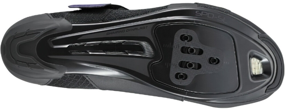 Buty rowerowe SHIMANO SH-IC100 Czarny rozmiar 37 but na białym tle widoczny od spodu platforma do mocowania bloków w systemie SPD i SPD-SL wpięcie buta w pedały stabilna jazda na stojąco bezpieczny efektywny trening