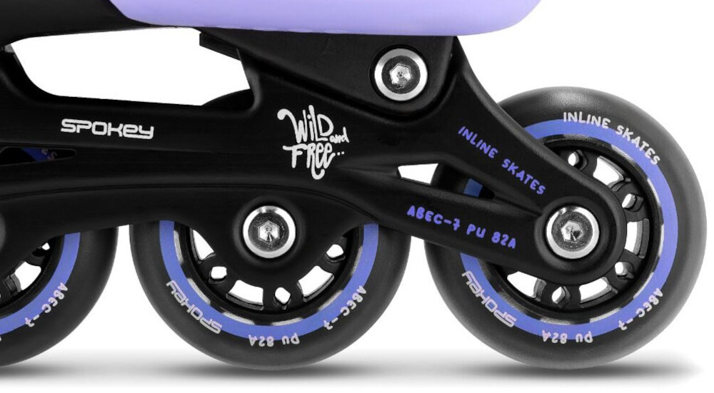 Łyżworolki SPOKEY 4ONE 4w1 (rozmiar 34-38) Czarny-fioletowe zbliżenie na przednie kółka białe tło układ kółek PU o twardości 82A i rozmiarze 70 mm łożyska ABEC-7 stabilna i dynamiczna jazda ułatwia utrzymanie równowagi sprawnie reagować na zmiany kierunku komfort toczenia półprzezroczyste kółka dynamiczny charakter wyrazisty sportowy styl