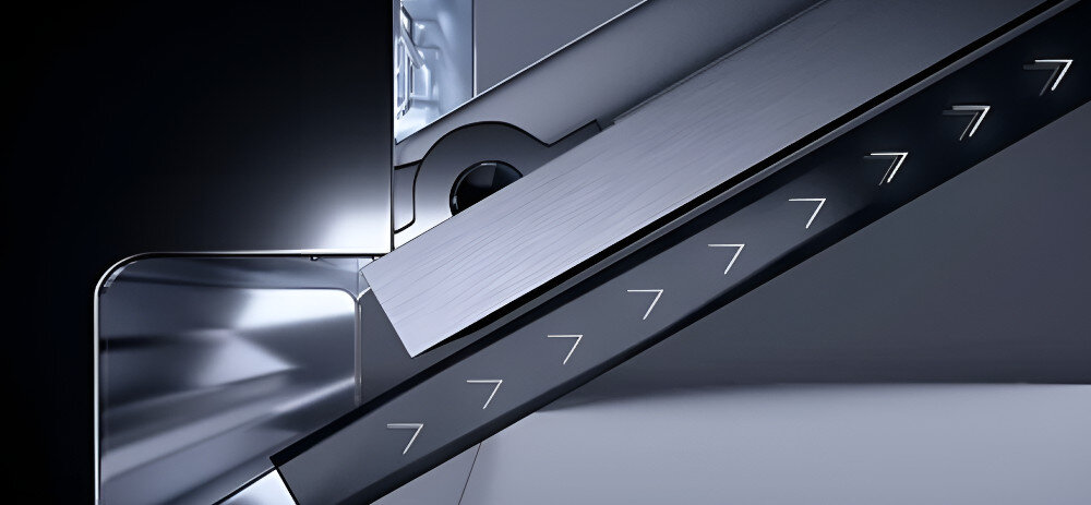 Zmywarka TEKA DFI 46650 lifestyle kuchnia zabudowa czarne meble zawiasy wizualizacja bok uchylone drzwi Łatwe otwieranie i zamykanie zawiasy ślizgowe SlidingDoor