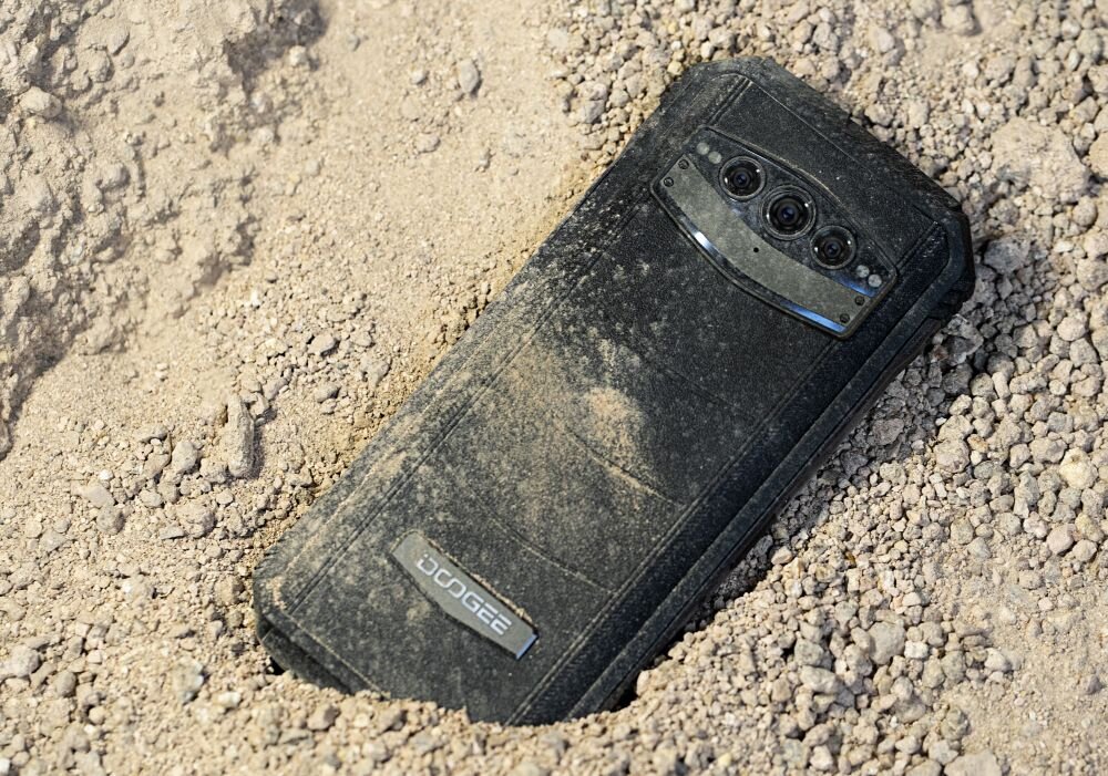 Smartfon DOOGEE V30 ekran bateria aparat procesor ram pamięć pojemność rozdzielczość zdjęcia filmy opis dane cechy blokady system łączność wifi bluetooth obudowa szkło odporność porty muzyka transfer sieć przekątna matryca waga czujniki oled amoled ips