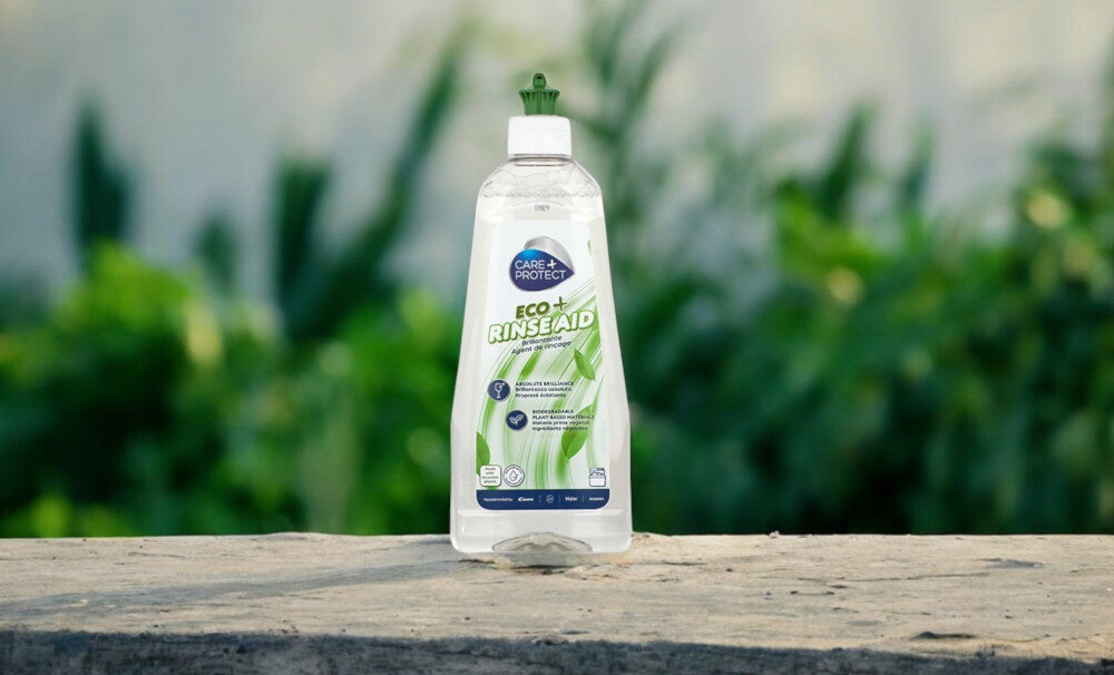 Nabłyszczacz do zmywarki CARE+PROTECT Eco+ CPP500DWE 500 ml zdjęcie lifestyle natura zieleń ekologia Natural Power siła natury skuteczność bezpieczeństwo Ekologiczna formuła dbanie o środowisko Błysk i imponująca czystość bez smug zacieków lśniące naycznia usuwanie osadów szybsze suszenie Hipoalergiczna formuła bezpieczna bez substancji chemicznych ekosystem
