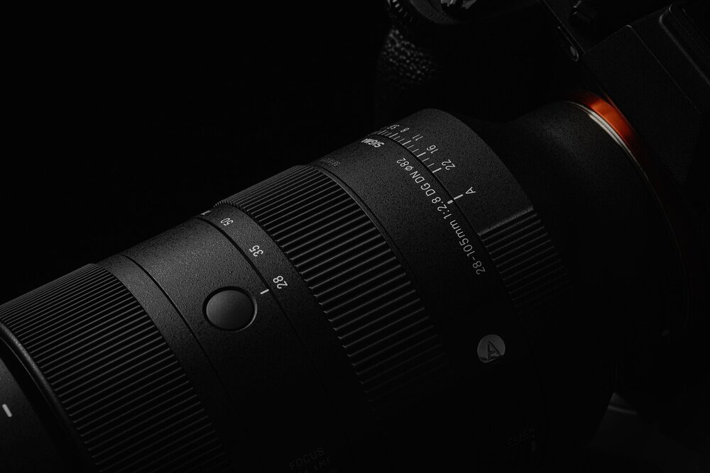 Obiektyw SIGMA A 28-105mm f-2.8 DG DN kadr na pierścienie