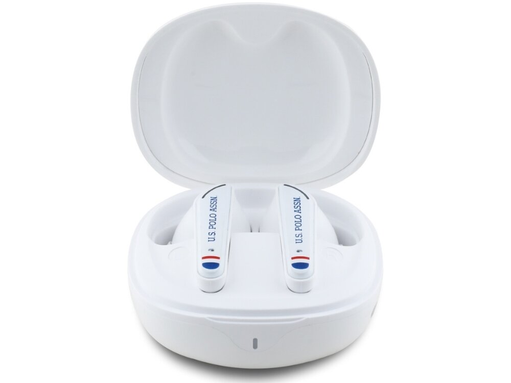 Słuchawki dokanałowe US POLO ASSN DH Logo, etui ładujące do słuchawek na białym tle rozpoznawalny styl prestiżowy wygląd