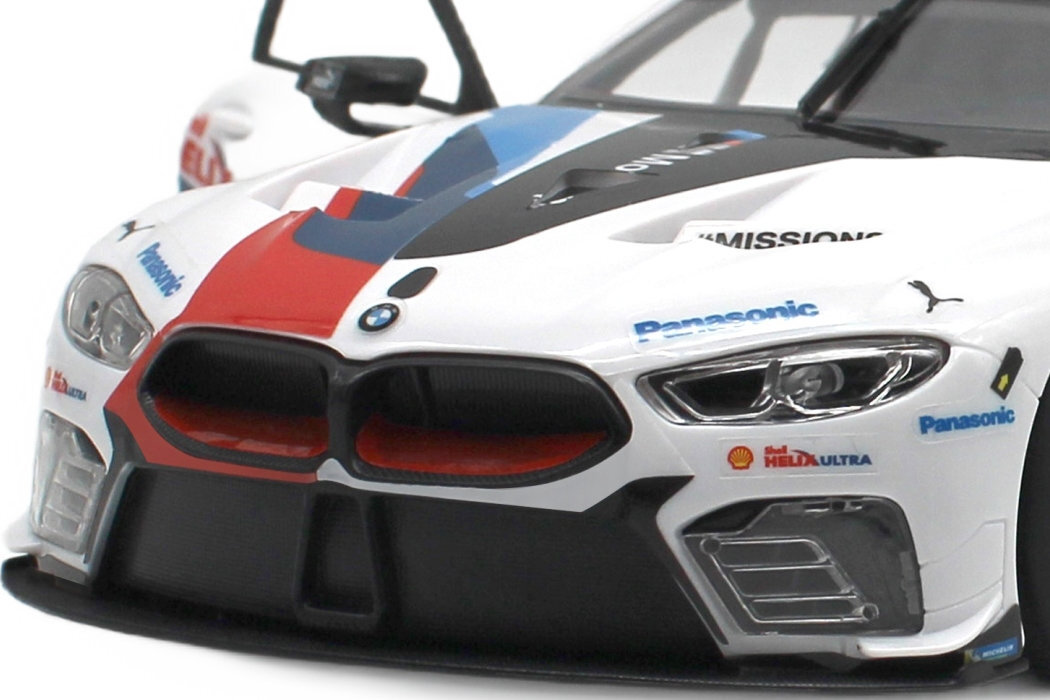 Samochód zdalnie sterowany RASTAR BMW M8 GTE zabawa wyścigi powierzchnia materiał zasilanie