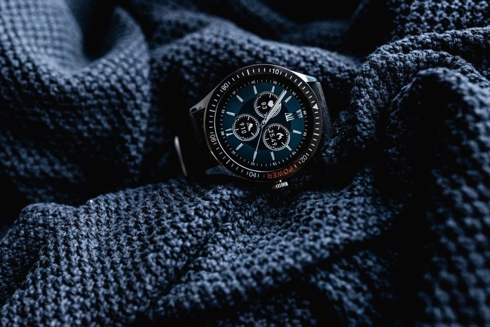 Smartwatch VECTOR SMART Stylish ekran bateria czujniki zdrowie sport pasek ładowanie pojemność rozdzielczość łączność sterowanie krew puls rozmowy smartfon aplikacja