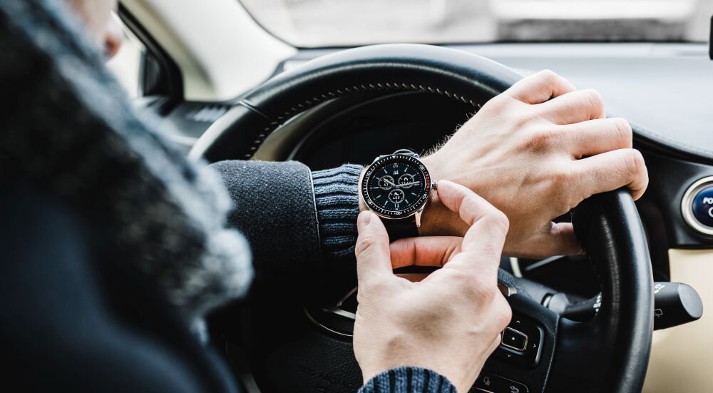Smartwatch VECTOR SMART Stylish ekran bateria czujniki zdrowie sport pasek ładowanie pojemność rozdzielczość łączność sterowanie krew puls rozmowy smartfon aplikacja