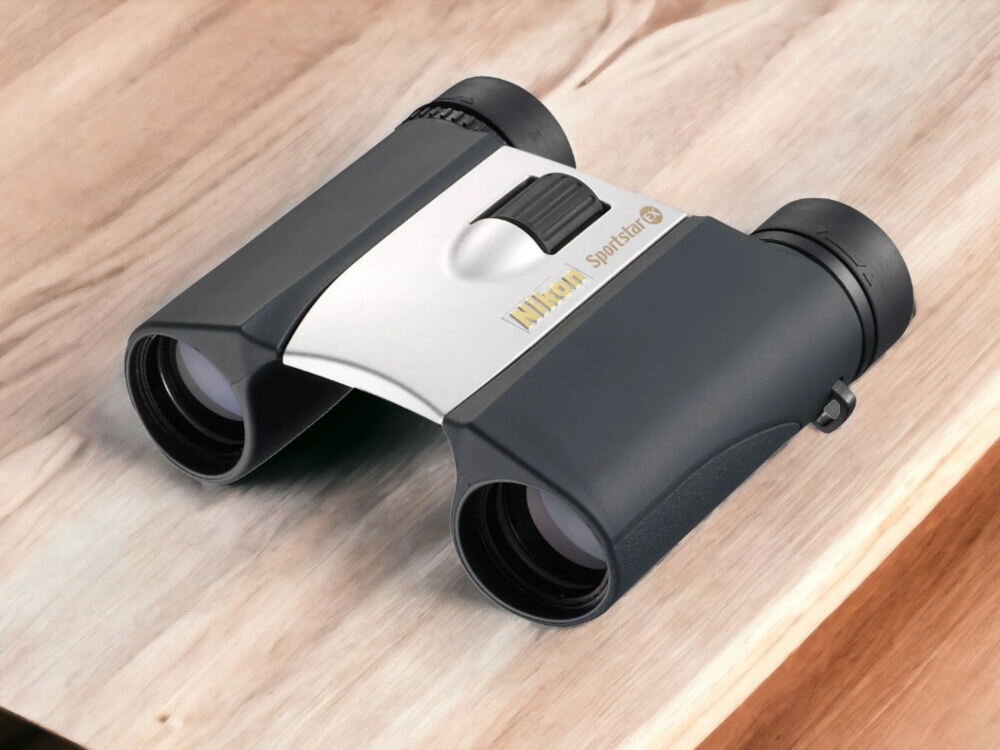 Lornetka NIKON Sportstar 8x25 minimalna ogniskowa 3,5m, małe obiekty, zwierzęta, soczewki, pryzmaty, szkło ekologiczne, wolny od arsenu i ołowiu, lekka kompaktowa konstrukcja