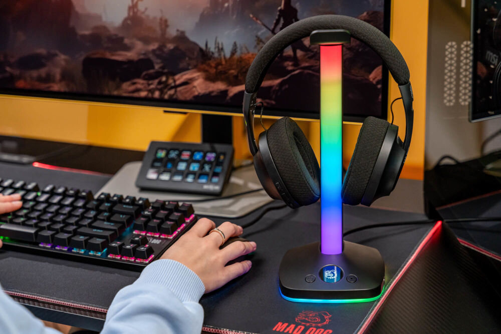 Stojak na słuchawki MAD DOG HPS800K aluminiowa baza RGB USB - słuchawki na podświetlonym stojaku