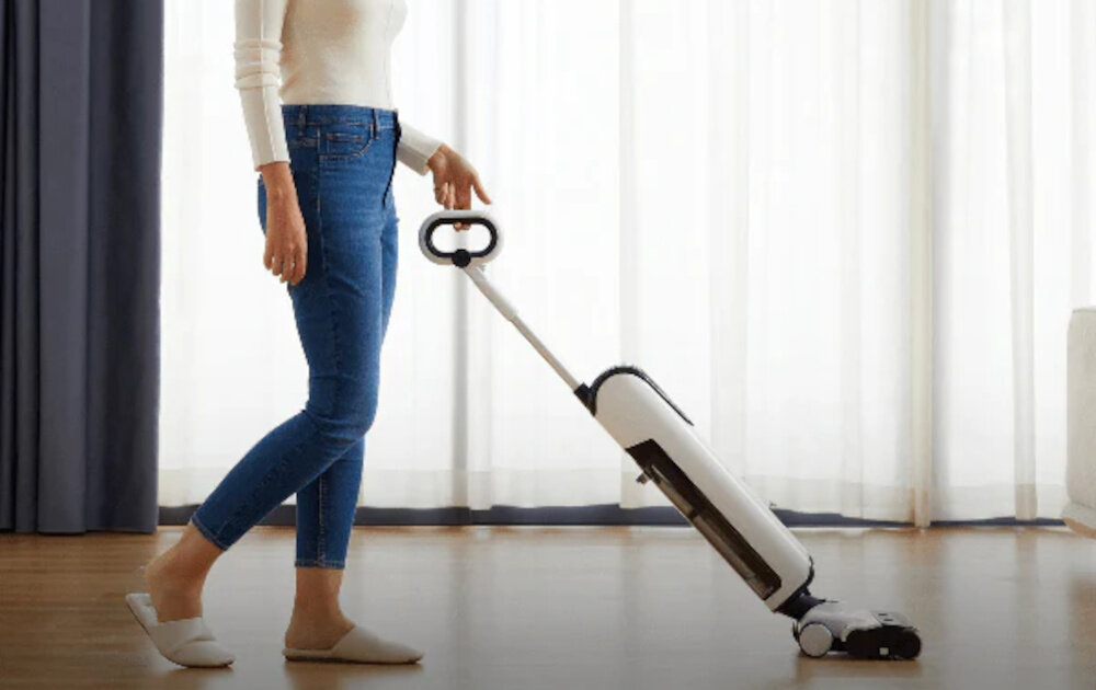 Odkurzacz UWANT D100 Wet & Dry Biały Funkcjonalność 3 w 1 odkurzanie, mycie i pielęgnację podłóg kurz, plamy i drobne zanieczyszczenia 