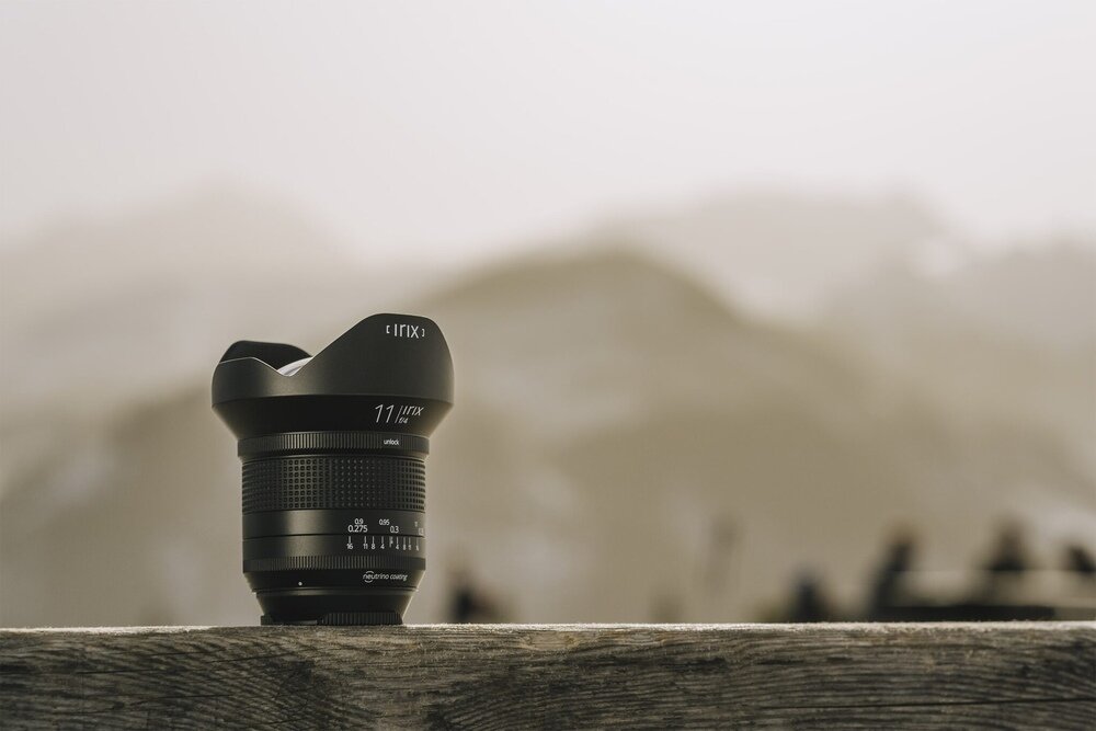 Obiektyw IRIX Firefly 11 mm f-4.0  wersja premium stop aluminium i magnezu 