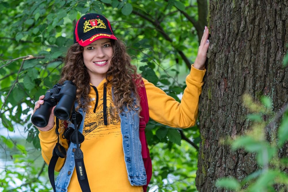 Lornetka NIKON Aculon A211 10-22x50 powiększenie 10x warstwy przeciwodblaskowe MC na statywie