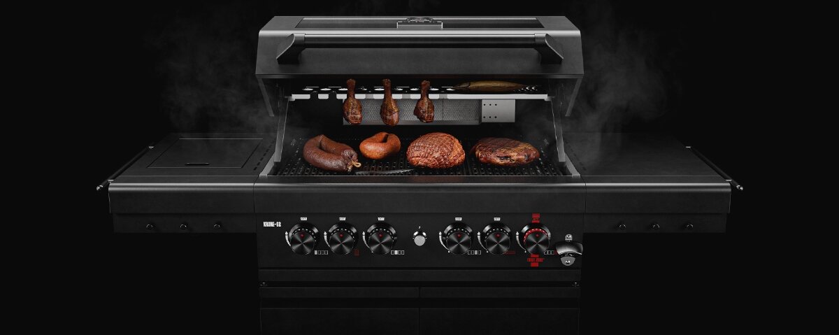 Grill gazowy KOLER Krone S2 Black 21.6 kW 74 x 46 cm, mistrz, grill, smażenie, ogród, Grill gazowy KOLER Krone-S2 z mięsem na ruszcie