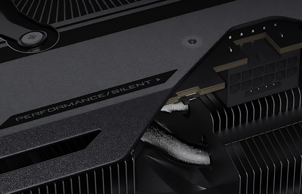 Karta graficzna GIGABYTE Aorus GeForce RTX 5070 Master 12GB Przełącznik trybów Performance/Silent na karcie AORUS RTX, pozwalający na dostosowanie pracy wentylatorów