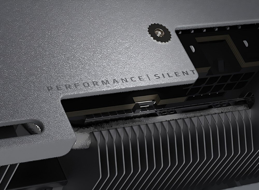 Karta graficzna GIGABYTE GeForce RTX 5070 Aero OC 12GB Zbliżenie na przełącznik trybów karty graficznej Gigabyte AERO, umożliwiający wybór między trybem wydajnościowym a cichym