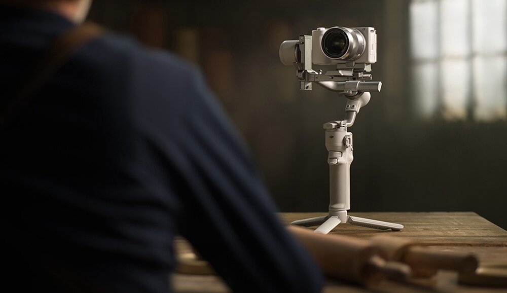 Gimbal DJI RS 4 Mini z kamerą