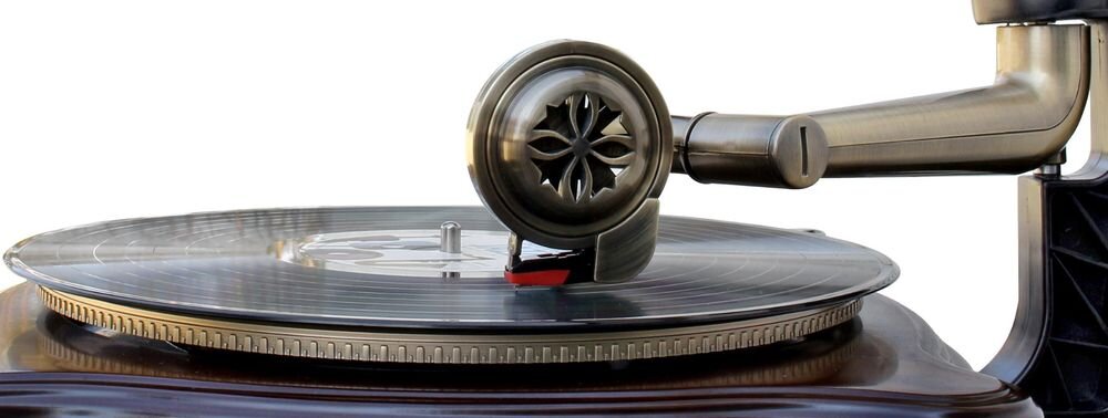 Gramofon SOUNDMASTER NR917 napęd paskowy prędkości 33 1/3 45 78 RPM odtwarzanie LP singli, kadr gramofonu na ramię