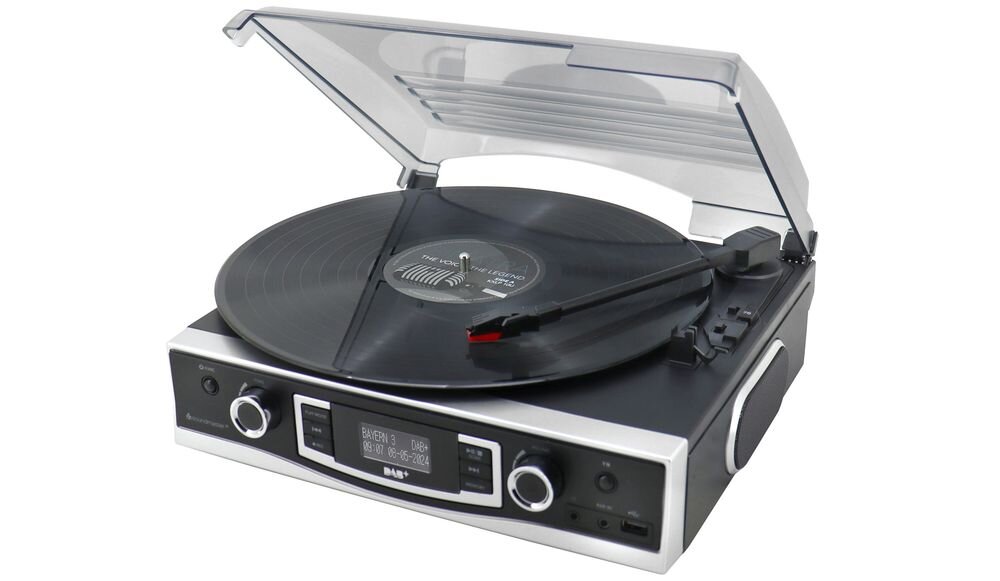 Gramofon SOUNDMASTER PL590SW z radiem DAB+/FM, system RDS i pamięcią 20 stacji, gramofon po skosie na białym tle
