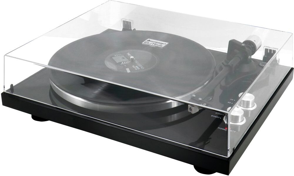 Gramofon SOUNDMASTER PL790SW przedwzmacniacz Phono Line-Out, gramofon po skosie na białym tle