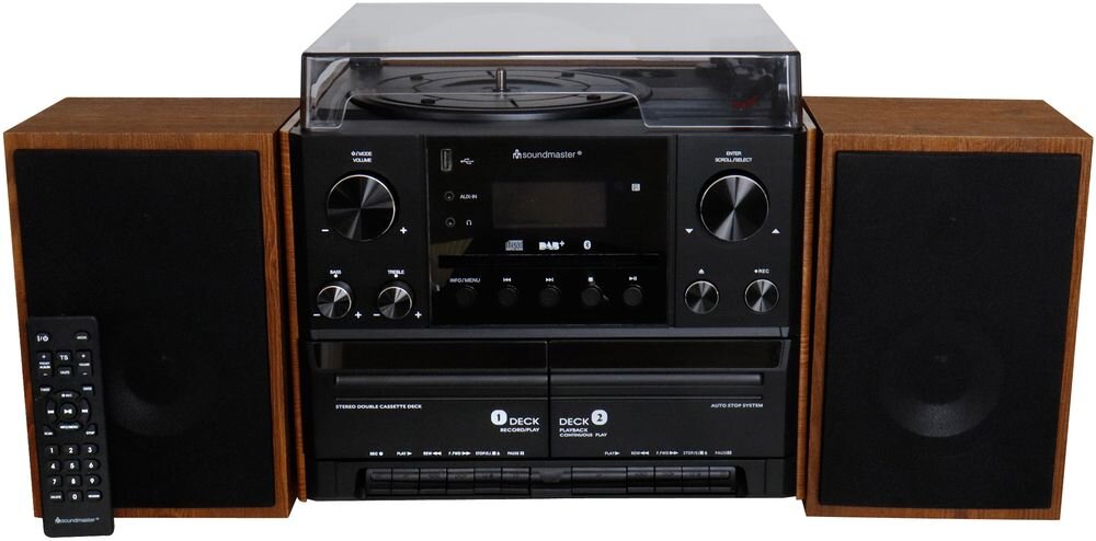 Wieża SOUNDMASTER MCD5600BR pilot antena DAB+ FM zasilacz AC/DC 15 V 1,7 A, wieża z pilotem na białym tle