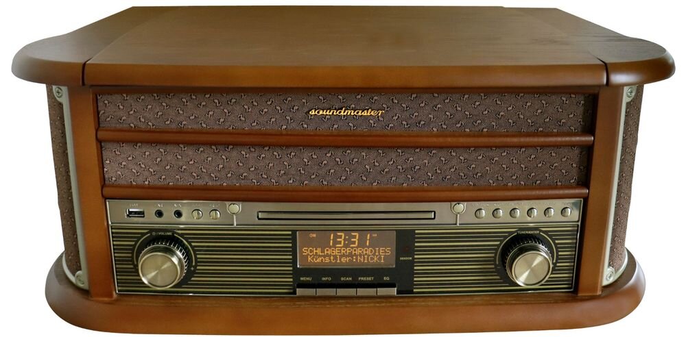 Gramofon SOUNDMASTER NR565DAB funkcje powtarzania programowania korektor dźwięku, gramofon z przodu na białym tle