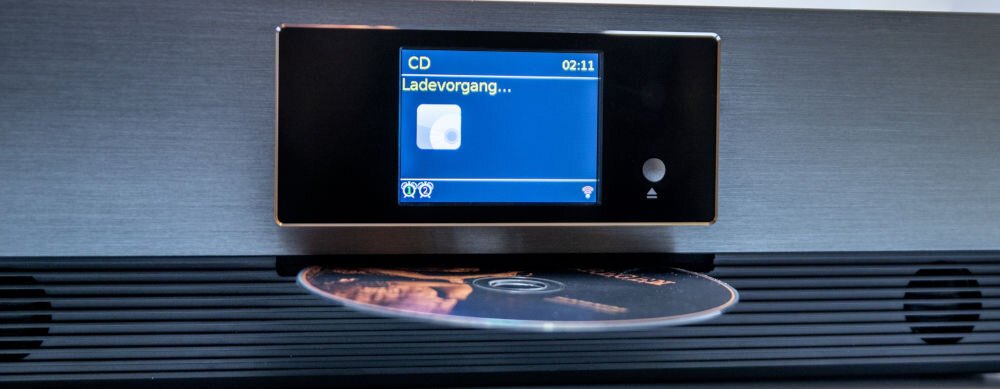 Wieża SOUNDMASTER ICD2080SW kolorowy wyświetlacz 2,8 cala czytelne informacje, kadr na wyświetlacz wieży